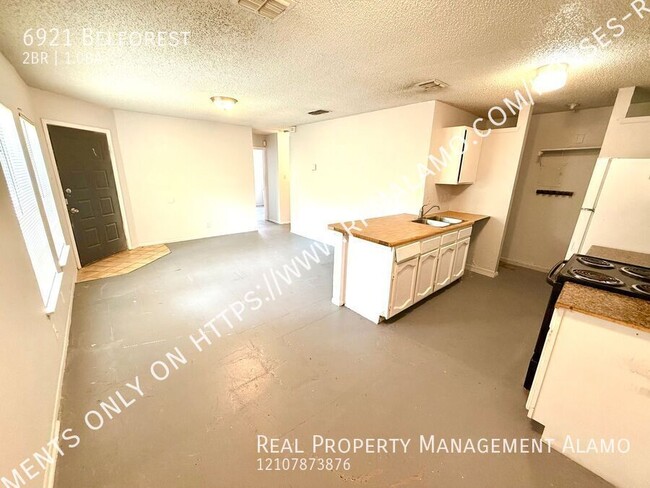 Building Photo - 6921 Belforest-