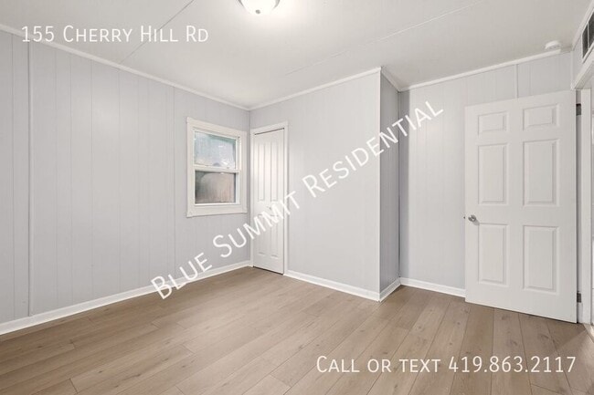 Building Photo - 155 Cherry Hill Rd