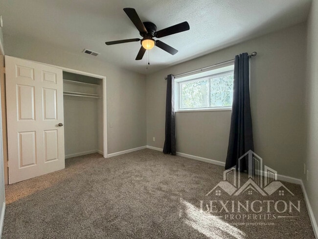 Building Photo - Lovely updated, 3BD/2BA, Home in Rocklin – off Pacific St. near Hwy 80 Access!