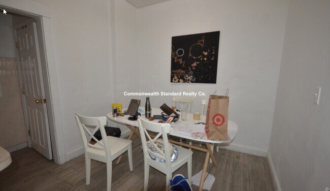 Building Photo - 54 Egmont St