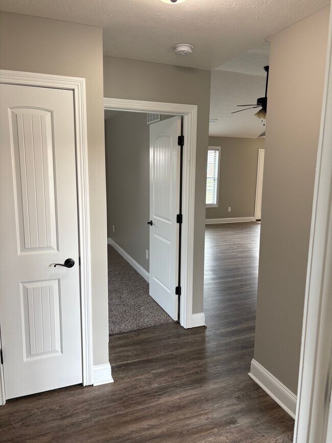 Building Photo - 7017 Golgotha Dr
