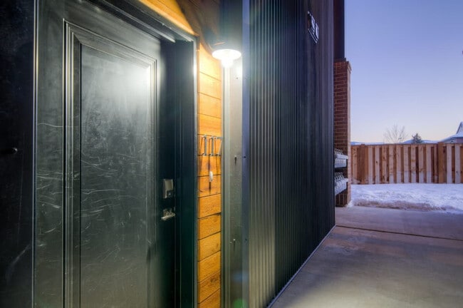 Building Photo - 2210 Remington Way