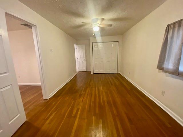 Building Photo - 917 Trimm Ave