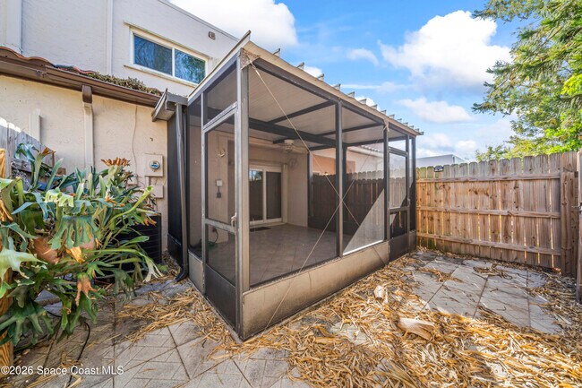 Building Photo - 1030 Ashley Ave