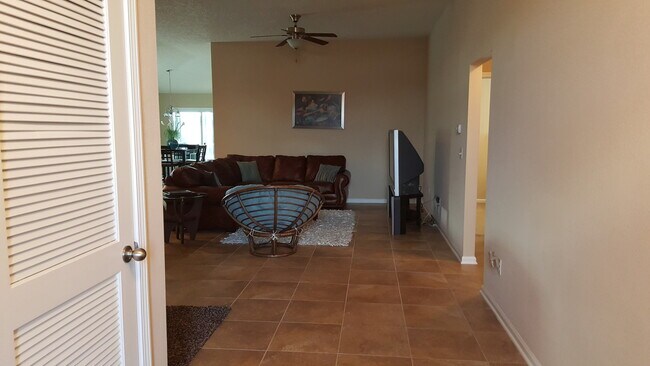 Building Photo - 3971 White Pelican Way