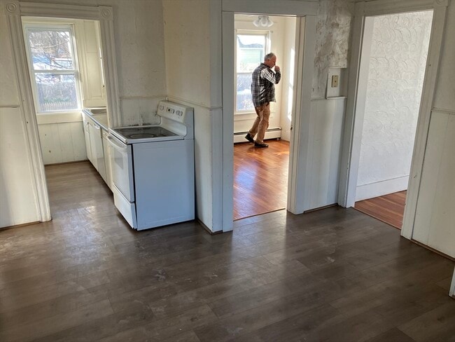 Building Photo - 41 Emory St