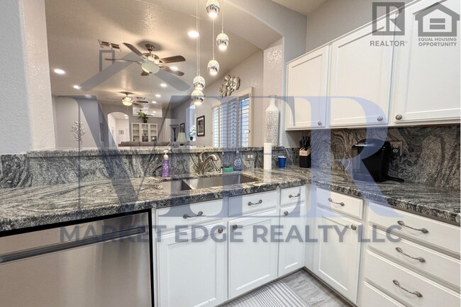 Building Photo - 3Bed/2Bath Furnished Home in 55+ Community in Peoria! Move-In Ready on 03/05/2026!