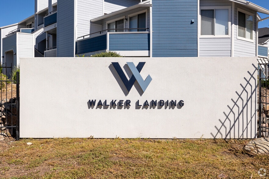 Community Signage - Walker Landing