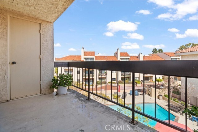 Building Photo - 8180 Manitoba St