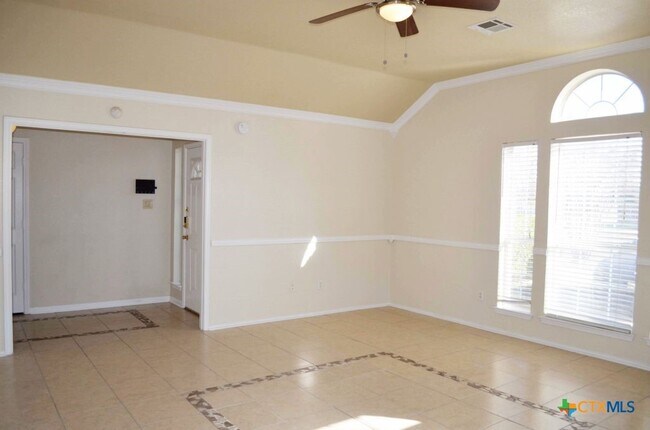 Building Photo - 4411 Kit Carson Trail