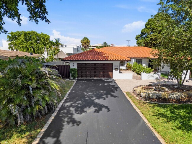 Building Photo - 3310 NW 90th Ave