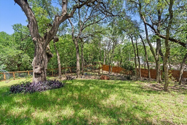 Building Photo - 8353 Steamline Cir