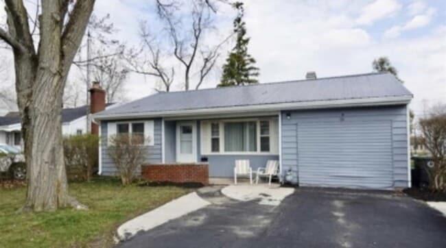 Primary Photo - 1508 N Woodridge Ave