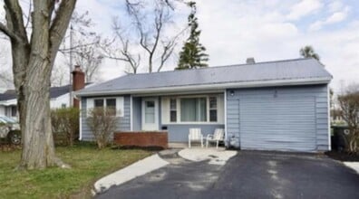 Building Photo - 1508 N Woodridge Ave