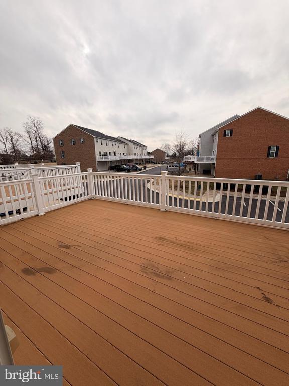 Building Photo - 1124 Oakwood St