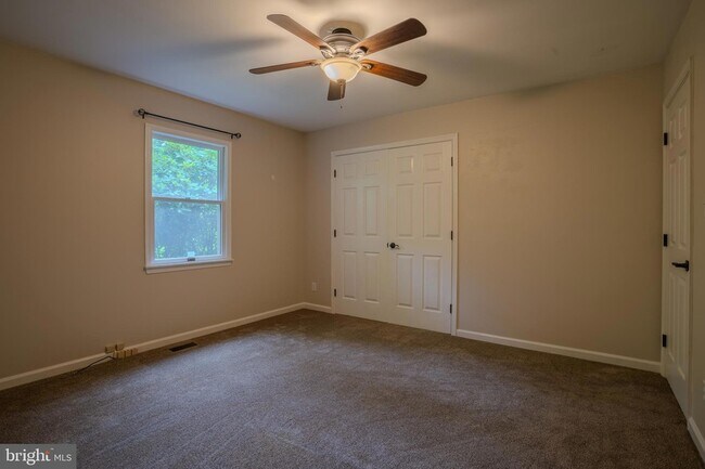 Building Photo - 309 Old Shady Grove Ln