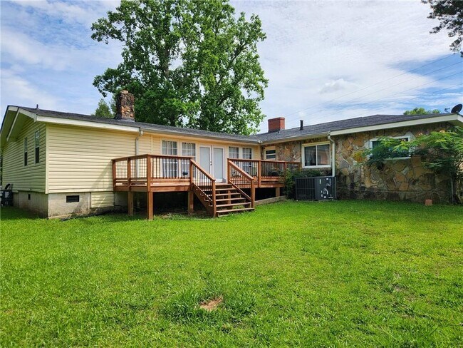 Building Photo - 110 Gum Creek Rd