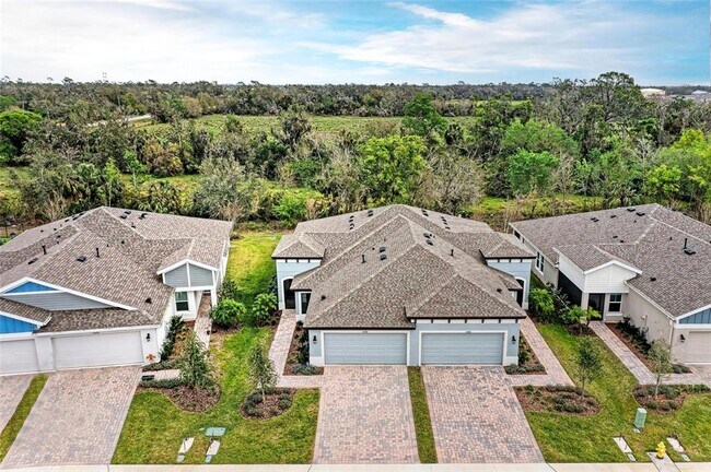 Primary Photo - 12476 Oak Hill Way