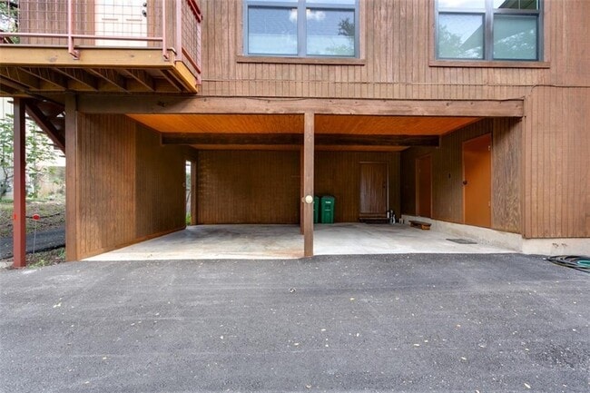 Building Photo - 2102 Rabb Rd