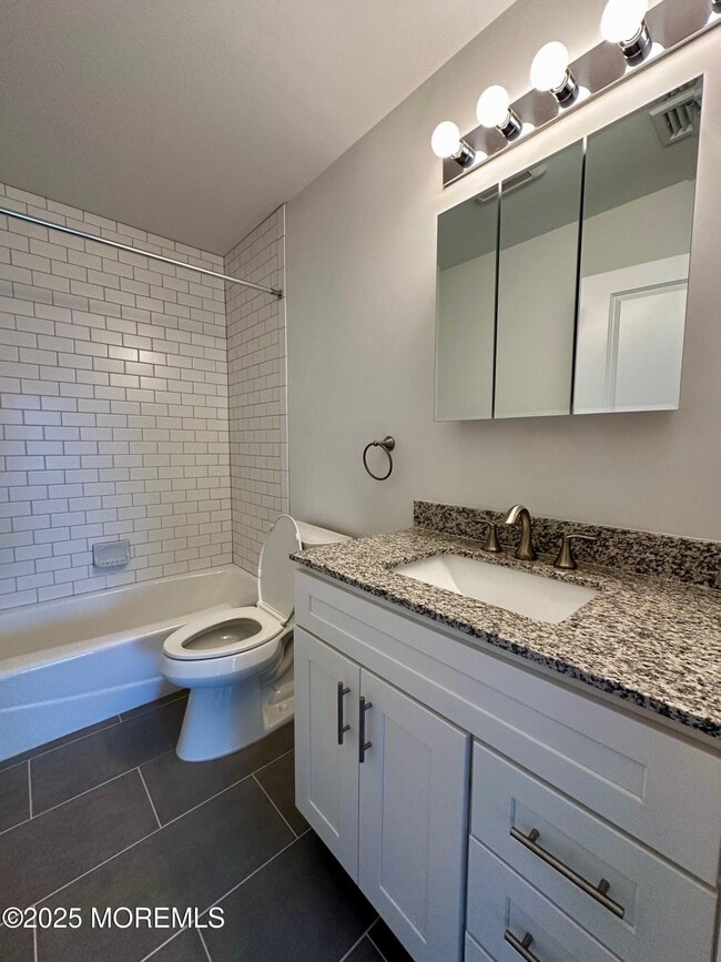 Building Photo - 373 Yorkshire Pl