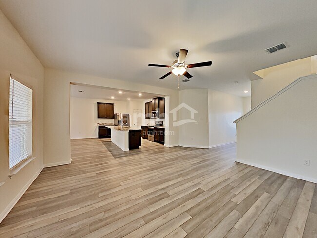 Building Photo - 7938 Cactus Plum Dr
