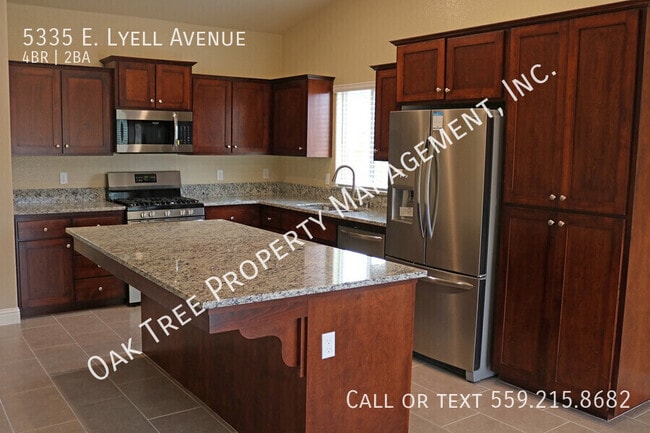 Building Photo - 5335 E Lyell Ave