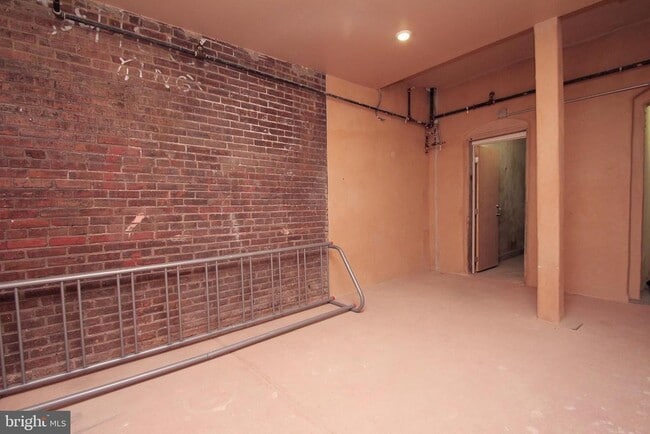 Building Photo - 1218-20 S 8th St