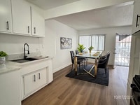 Building Photo - 9361 Cellini Ave