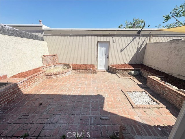 Building Photo - 9727 Fremont Ave