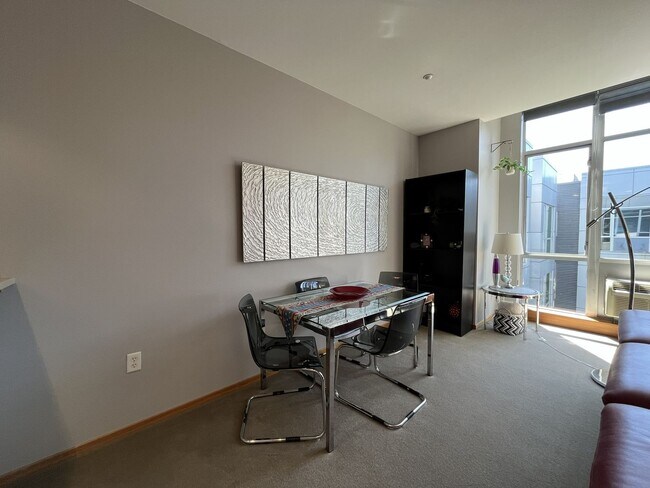 Building Photo - Top-Floor Pearl District Condo with Floor-to-Ceiling Windows, Courtyard Views & In-Unit Washer/Dryer