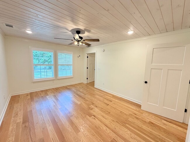 Building Photo - Renovated Ranch in Oconee County