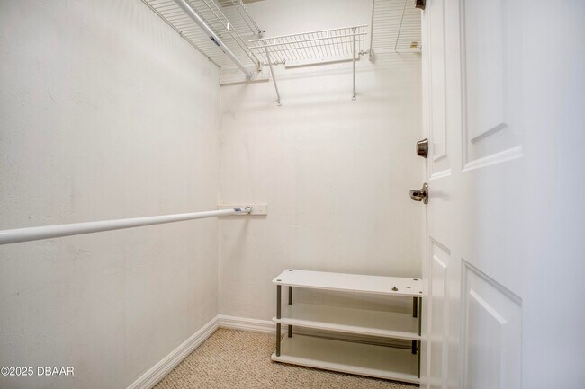 Building Photo - 6115 Sabal Point Cir