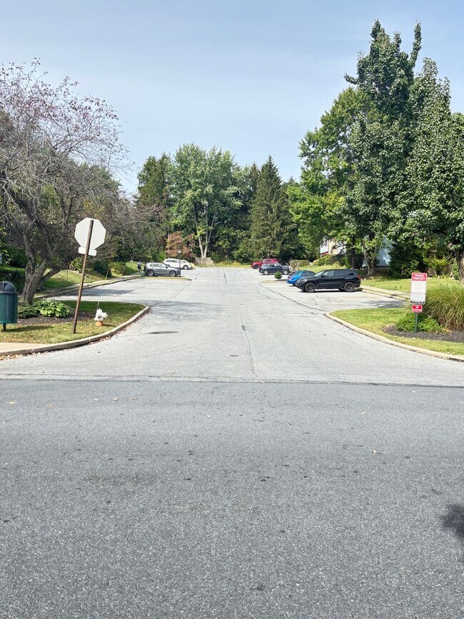 Building Photo - 3 bedroom Home for rent - Allentown