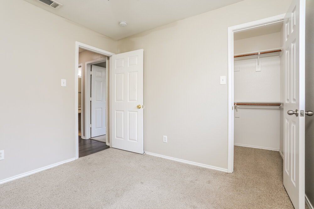 Building Photo - 1502 Killdee Ct