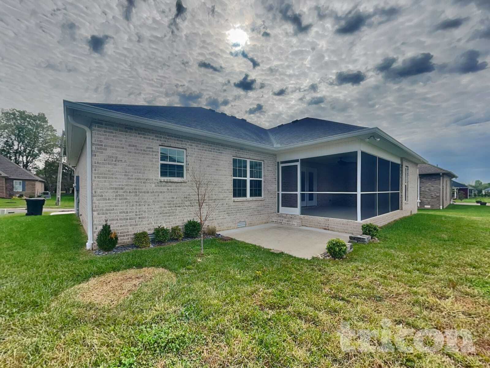 Building Photo - 424 Mya Marie Dr