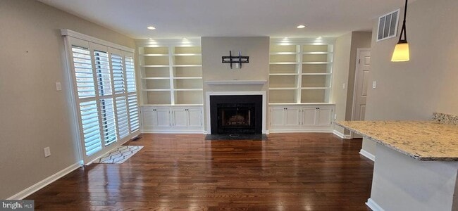 Building Photo - 503 Brummel Ct NW