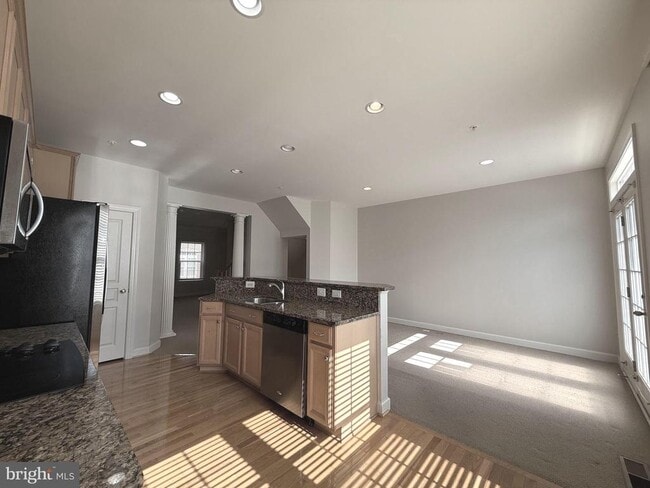 Building Photo - 3529 Sprigg St S
