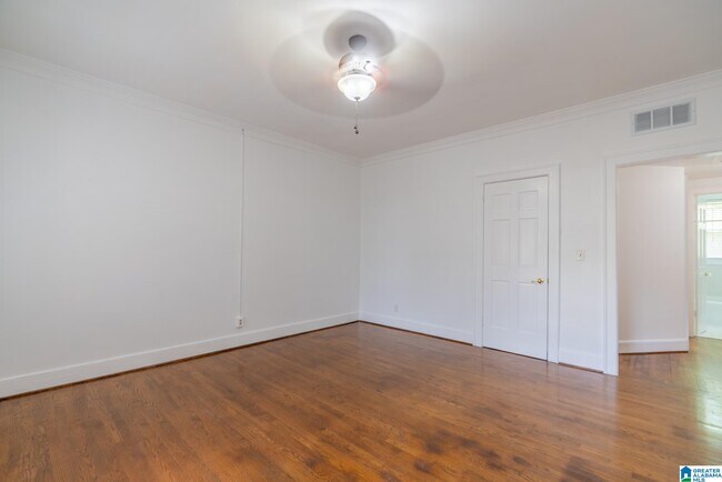 Building Photo - 3809 12th Ct S