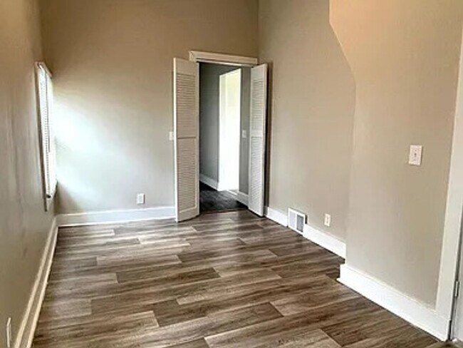 Building Photo - 2912 Mason St