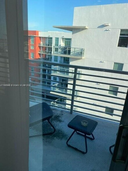 Building Photo - 7875 NW 107th Ave