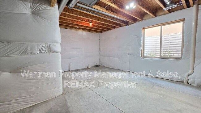 Building Photo - 10250 Hewlett's Gulch Ct