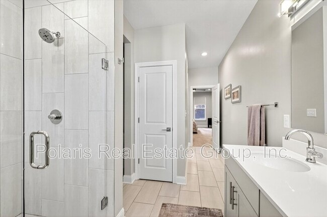 Building Photo - 6942 Cherry Creek Blvd