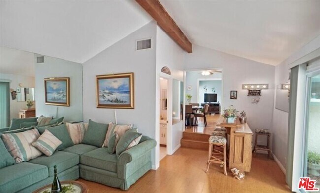 Building Photo - 6453 Montgomery Ave