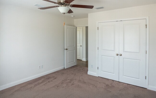 Building Photo - 1414 Landon Hills Dr