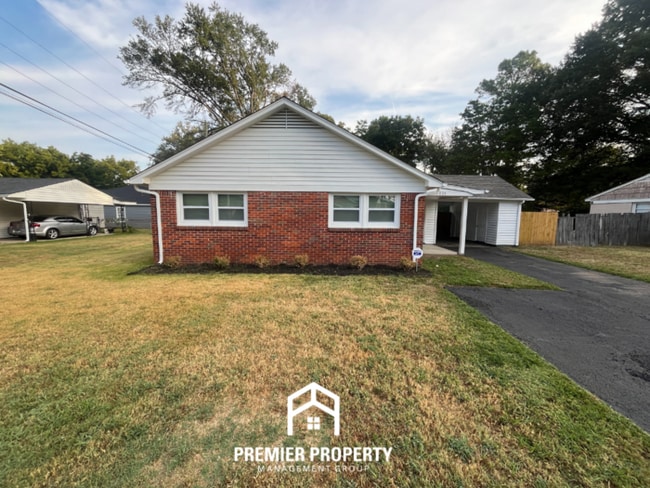 Primary Photo - 3034 Clarendon Rd