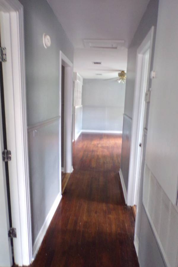 Building Photo - 705 Otis St