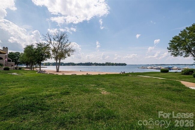 Building Photo - 646 Portside Dr