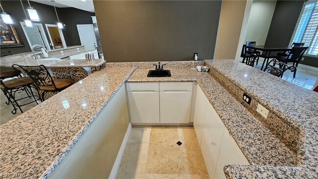 Building Photo - 2101 Grand Island Ct