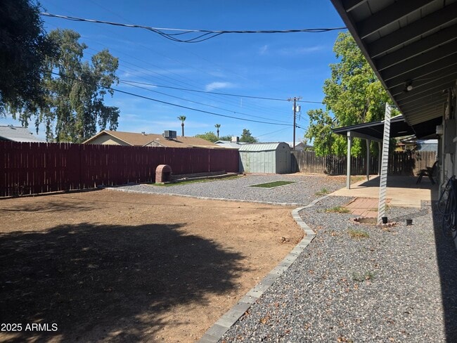 Building Photo - 3731 W Fleetwood Ln