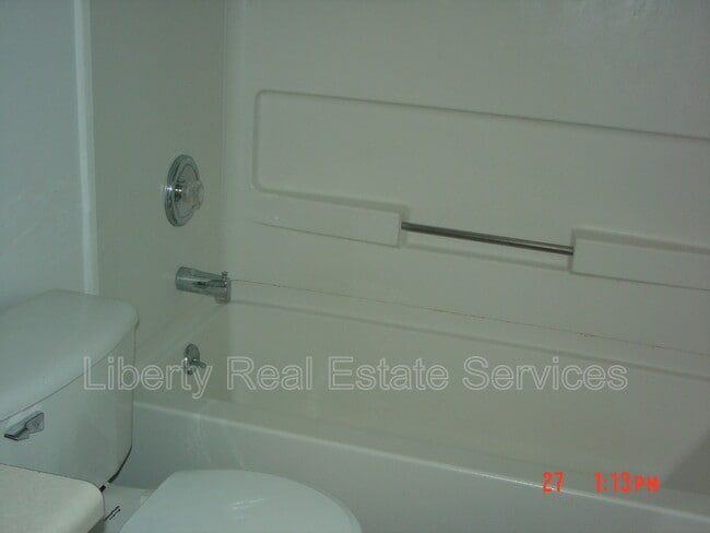 Building Photo - 835 Sagewood Dr